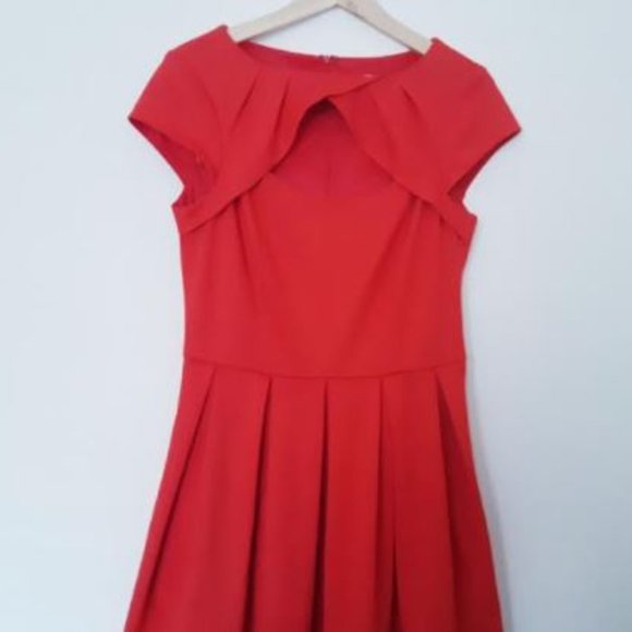 Lauren Conrad, Pleated Red Dress, Women's Size 8 US - Picture 5 of 5